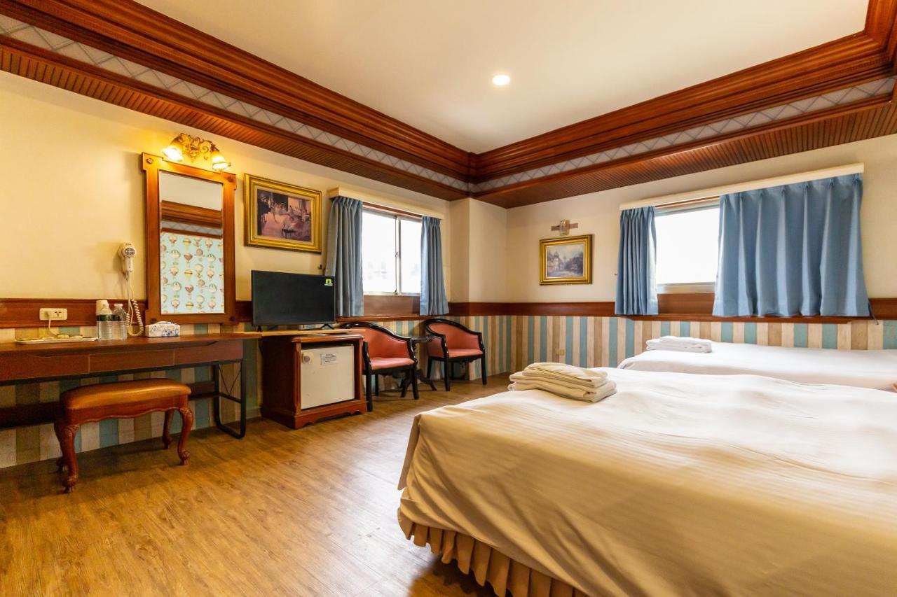 I Hi Sanduo Travel Hotel Kaohsiung Bagian luar foto