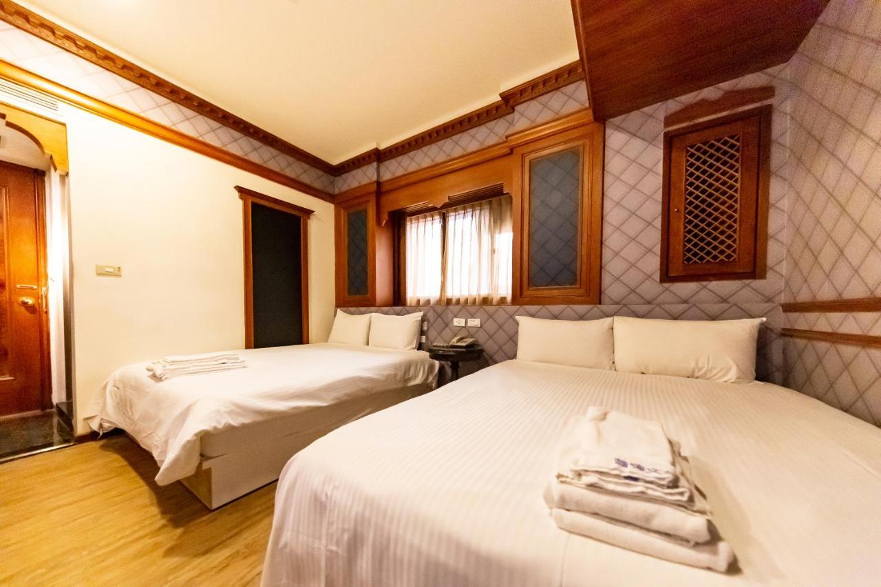 I Hi Sanduo Travel Hotel Kaohsiung Bagian luar foto