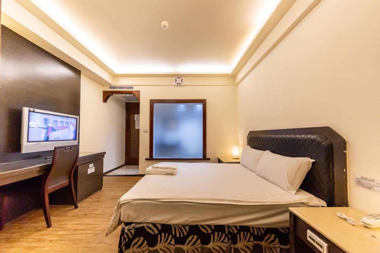 I Hi Sanduo Travel Hotel Kaohsiung Bagian luar foto