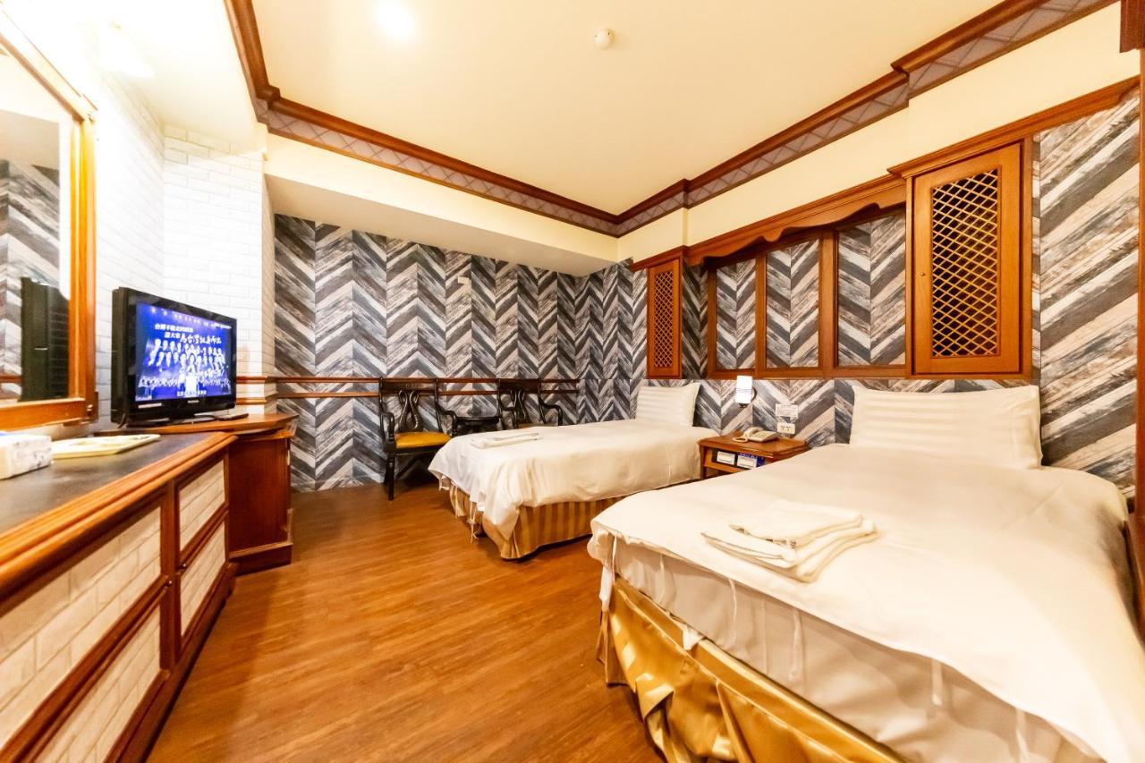 I Hi Sanduo Travel Hotel Kaohsiung Bagian luar foto