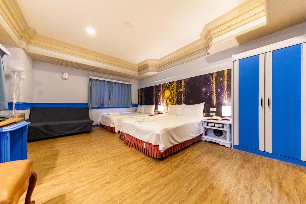 I Hi Sanduo Travel Hotel Kaohsiung Bagian luar foto