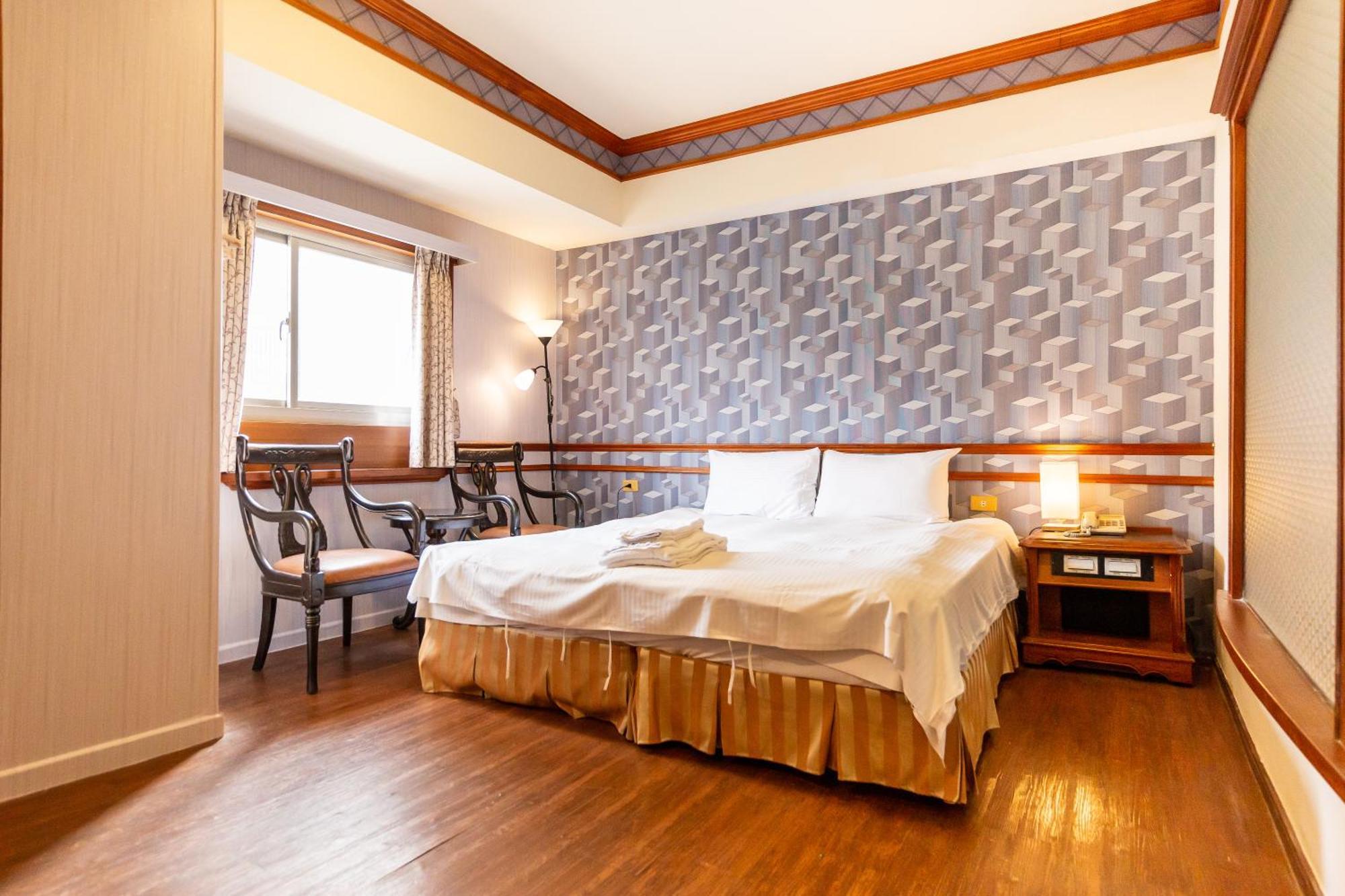 I Hi Sanduo Travel Hotel Kaohsiung Bagian luar foto